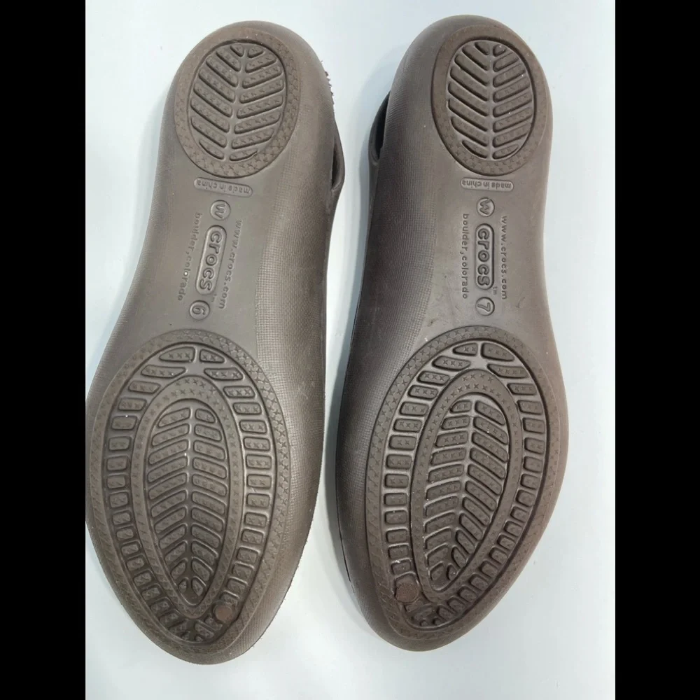 CROCS Brown Flats - Picture 3 of 3